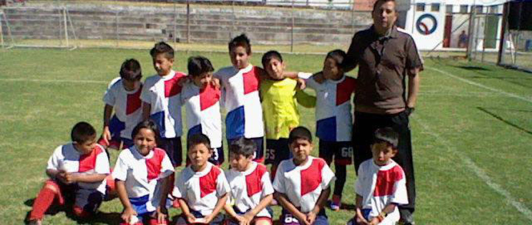 DESDE QUITO; ECUADOR, CARLOS SANTIAGO GUALOTUÑA HEREDIA envía su artículo de fútbol  «La relación con los Padres»